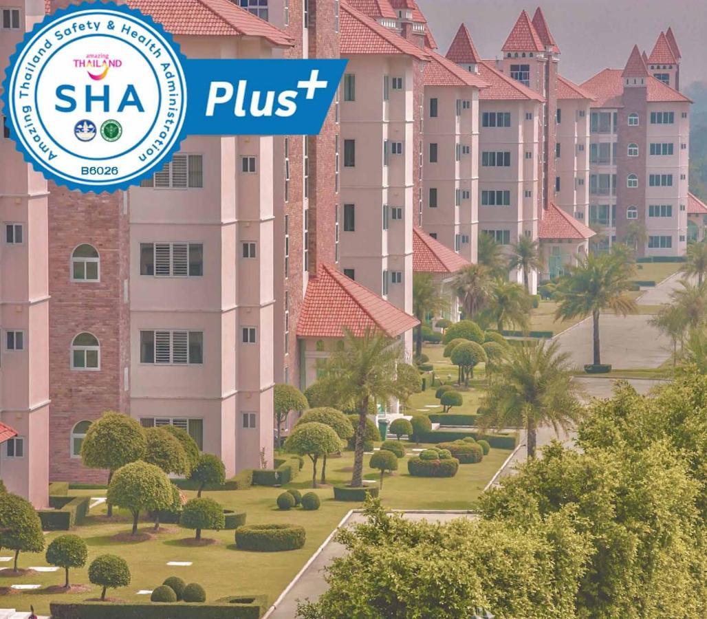 Happy City Golf & Resort Чианг Рай Екстериор снимка